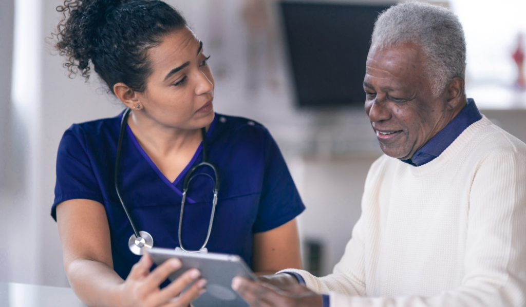 Healthcare professionals using healthcare data to improve patient outcomes | CHCM 